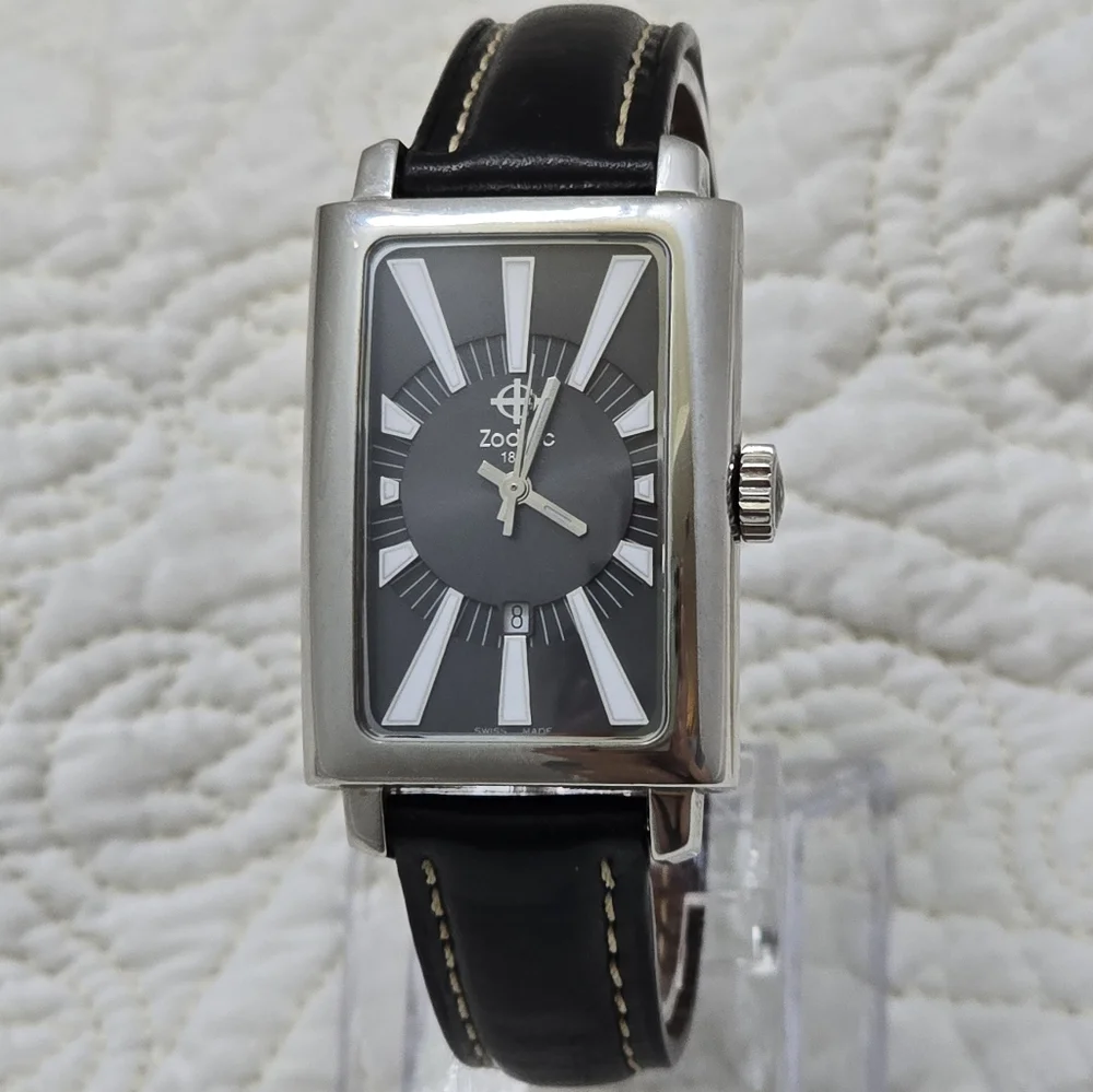 Rare Zodiac Tank Men's Watch ZO3401 Classic Line Black Dial Swiss Made Sunbeam